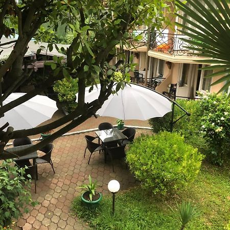 Hotel Simpatia Kobuleti Extérieur photo