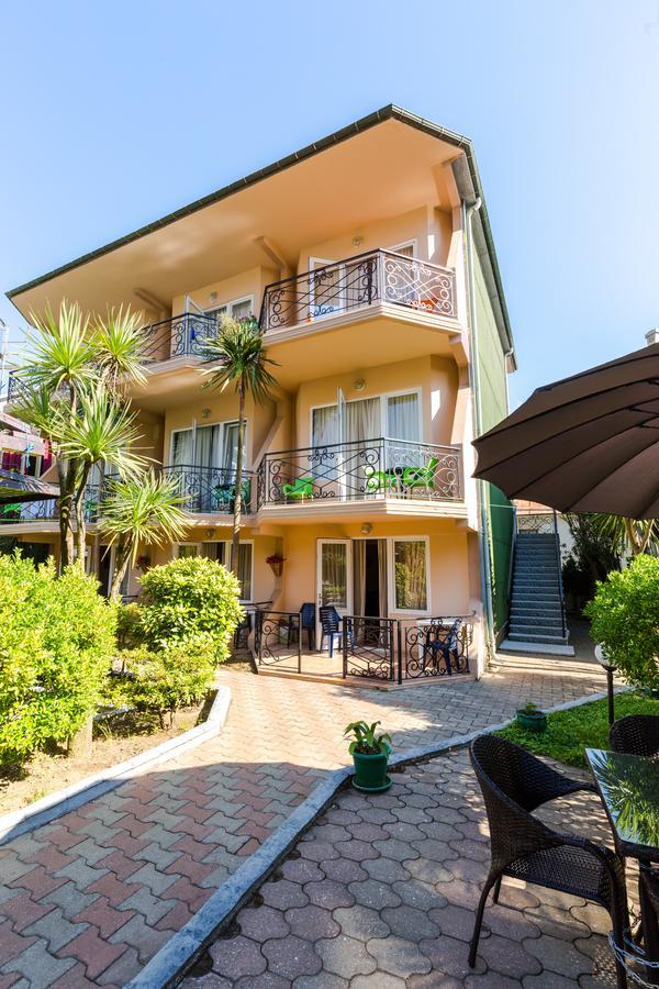 Hotel Simpatia Kobuleti Extérieur photo